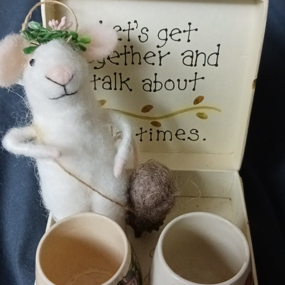 Coachella mouse ornament